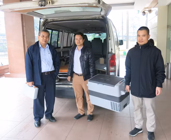 Vận chuyển tạng bằng thùng chuyên dụng do Bộ Công an tặng