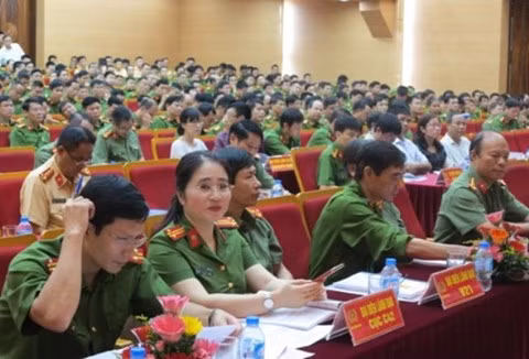 Các đại biểu dự hội thảo