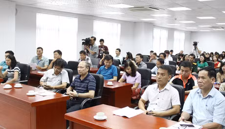 Buổi họp báo thu hút sự quan tâm của đông đảo phóng viên các cơ quan thông tấn báo chí.