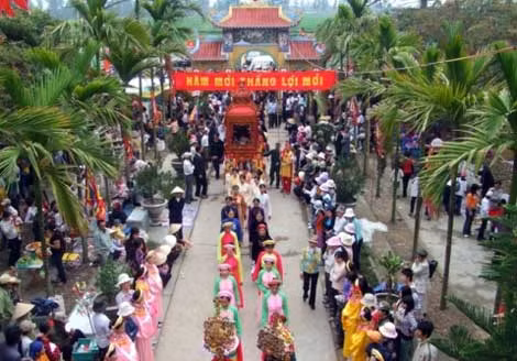 Lễ hội đền Mõ.