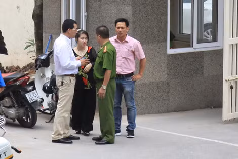 Đối tượng Trần Như Quỳnh, Giám đốc Công ty TNHH Đầu tư phát triển y tế và hoá chất Vqtech bị triệu tập đến Cơ quan Công an.