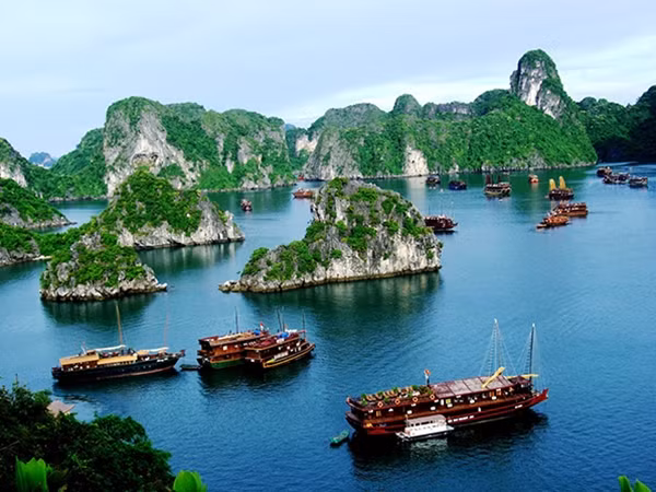 Vịnh Hạ Long.