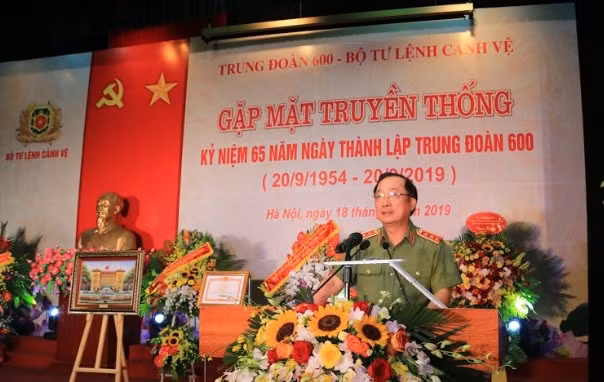 Thứ trưởng Nguyễn Văn Thành phát biểu đáp từ tại buổi Lễ.