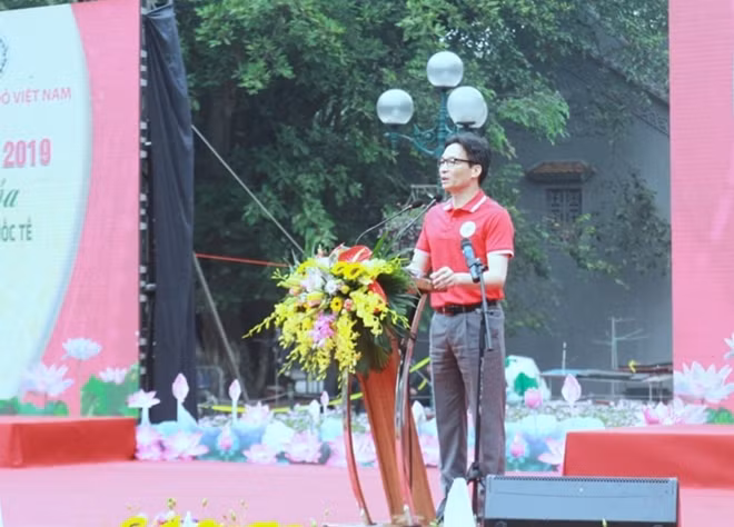 Phó Thủ tướng Vũ Đức Đam phát biểu tại buổi Lễ.