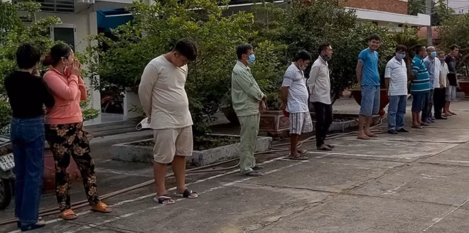 Các đối tượng tại CQĐT.
