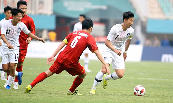 Olympic Hàn Quốc tỏ ra vượt trội so với chúng ta về nền tảng thể lực dù cũng chỉ có 1 ngày nghỉ. Ảnh: VNE.