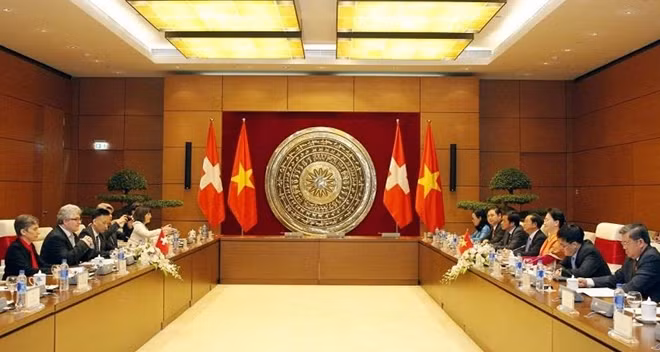 Toàn cảnh hội đàm. Ảnh: quochoi.vn