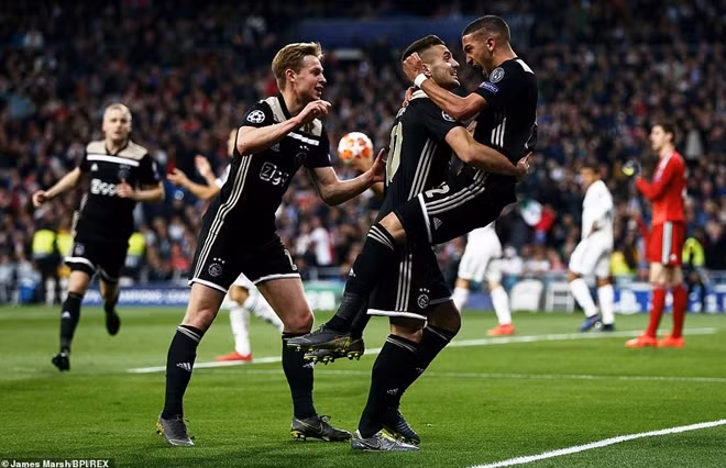 Ajax thực sự đã viết lên một bản hùng ca tại Bernabeu.