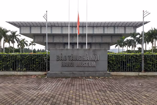 Bảo tàng Hà Nội nằm ở vị trí đắc địa.