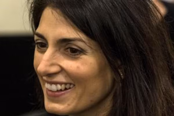 Thị trưởng Virginia Raggi.