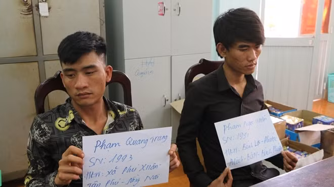 Đối tượng Trung và Tuấn - ảnh: N.N.
