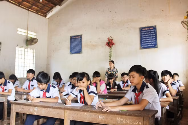 Một lớp học nơi biên giới huyện Bù Đốp, tỉnh Bình Phước, giáp Vương quốc Campuchia.