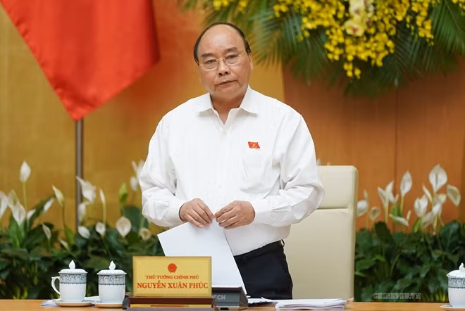 Thủ tướng Nguyễn Xuân Phúc phát biểu kết luận phiên họp Chính phủ thường kỳ tháng 5/2019. Ảnh: VGP