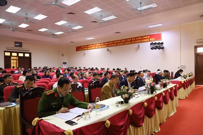 Toàn cảnh buổi tổng kết.