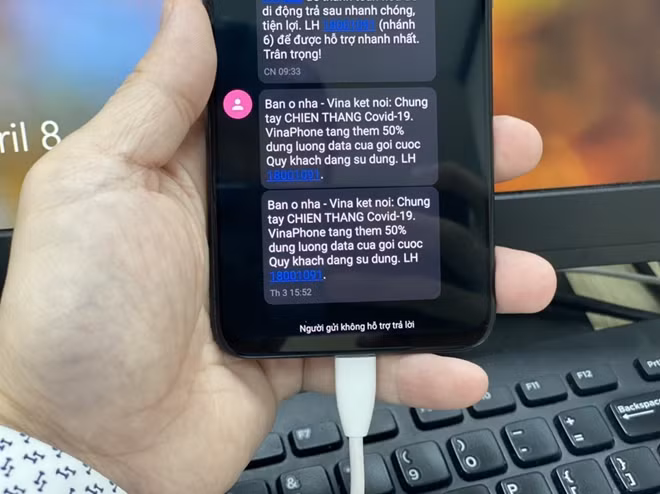 VinaPhone nhắn tin tặng Data cho khách hàng