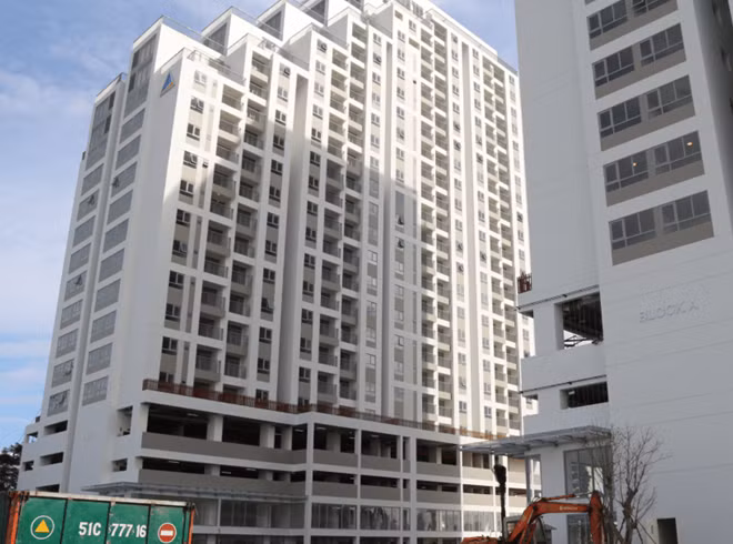 Dự án Luxgarden đang hoàn thành.