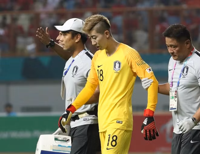Jo Hyeon - woo bị chấn thương thực sự là "thảm họa" với Olympic Hàn Quốc vào lúc này. Ảnh: Yonhap.