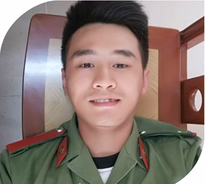 Thiếu úy Dương Đức Hoàng Quân.