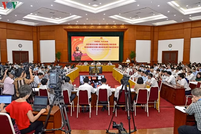 Toàn cảnh Hội nghị.