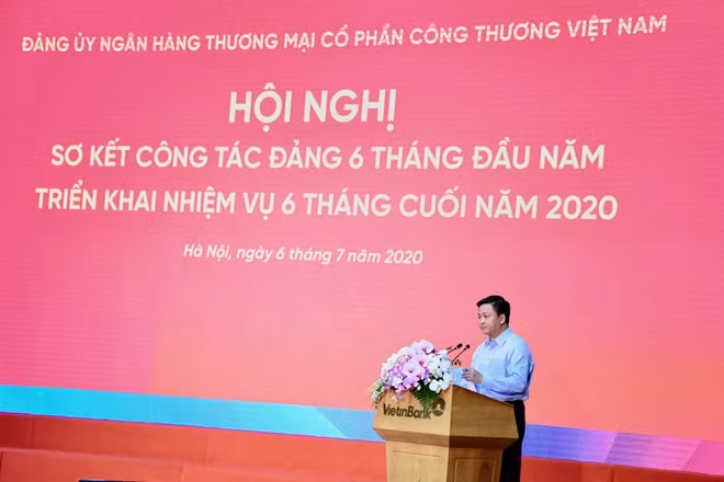 Lê Đức Thọ phát biểu khai mạc Hội nghị.