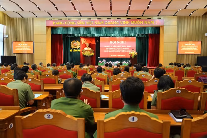Quang cảnh Hội nghị.