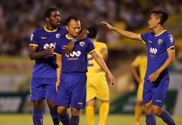 FLC Thanh Hóa giành quyền vào trung kết Cup Quốc gia 2018. Ảnh: VNE.