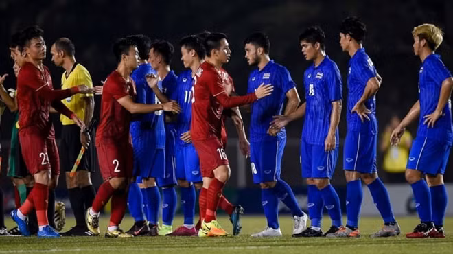 Trong năm 2019 này, bóng đá Việt Nam và Thái Lan thể hiện hai bộ mặt hoàn toàn khác biệt nhau. Ảnh: AFC.