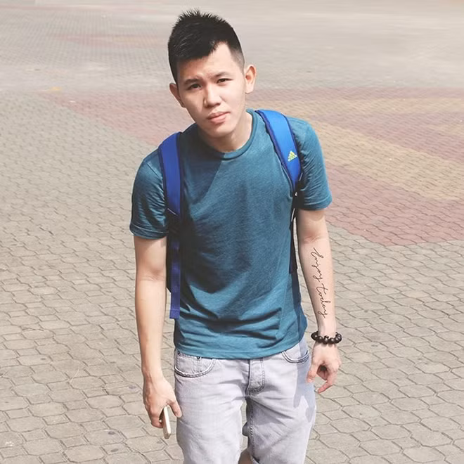 Maxk Nguyễn được biết đến nhiều qua các dự án “Sài Gòn sau vai”, “Vịt lộn, vịt dữa, cút lộn”, “Sài Gòn 3 mét vuông”, “Saigonemoji”…