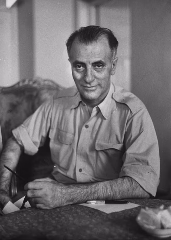 Fazlollah Zahedi, kẻ đồng lõa với CIA, đứng sau bí mật giật dây lật đổ Thủ tướng Mohammad Mossadegh năm 1953. Ảnh: Google Arts and Cultures .