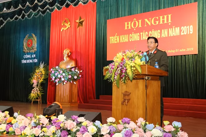 Đại tá Đỗ Đình Hào, Giám đốc Công an tỉnh Hưng Yên quán triệt những nội dung cơ bản của Hội nghị Công an toàn quốc lần thứ 74.