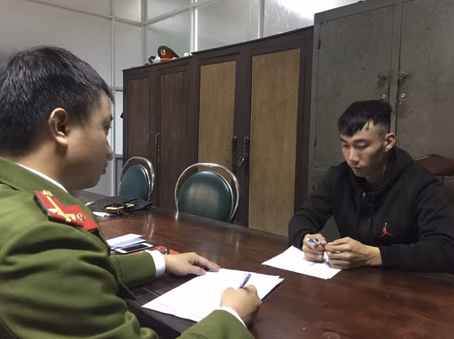 Một đối tượng mạo danh Công an lừa đảo bị bắt giữ.