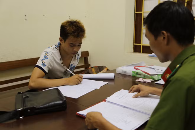 Đối tượng Nguyễn Văn Lâm.