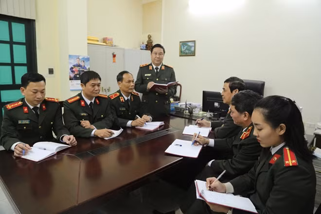 Cục Pháp chế và Cải cách hành chính, tư pháp họp triển khai công tác xây dựng các dự án Luật trong CAND