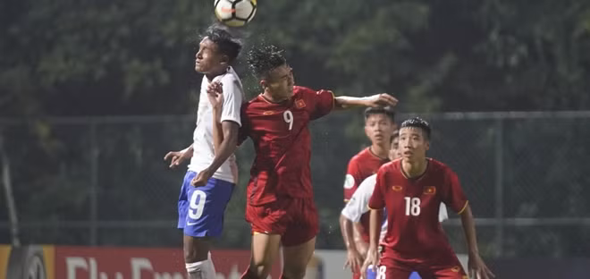 Dù chơi cố gắng nhưng U16 Việt Nam vẫn phải nhận thất bại trong trận ra quân. Ảnh: AFC.