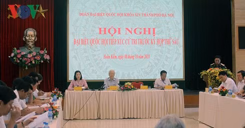 Toàn cảnh hội nghị.