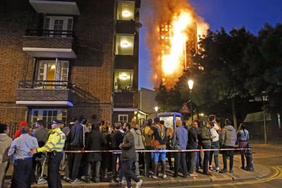 Cách đây 2 tháng, tòa tháp cao 24 tầng Grenfell chìm trong biển lửa.