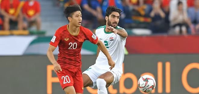 Iraq đang duy trì một sức ép rất lớn lên khung thành Đặng Văn Lâm. Ảnh: AFC.