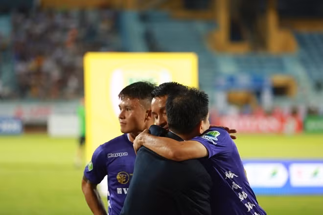 Chủ nhân của Quả bóng vàng 2019 không giấu giếm tham vọng cùng Hà Nội FC vô địch V.league 2020.