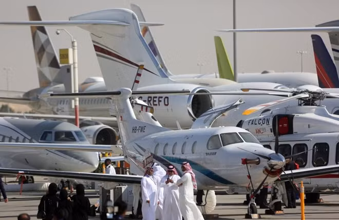 Triển lãm Dubai Airshow sẽ kết thúc vào ngày 16-11.