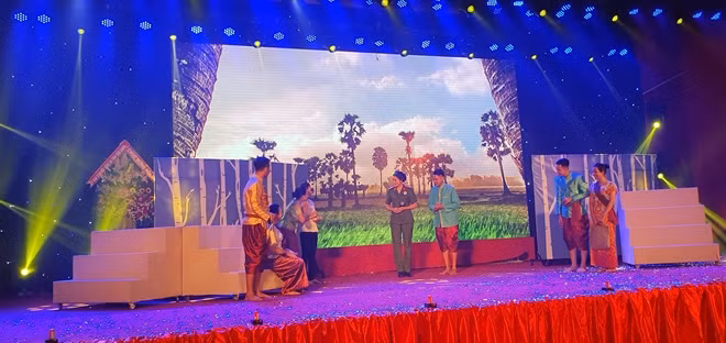 Tiết mục dự thi “cán bộ tài năng” của đơn vị tỉnh An Giang.