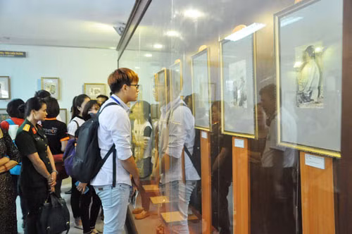 Hoạt động đa dạng, phong phú về triển lãm trong thực tế khiến quy định cũ về triển lãm không còn phù hợp.