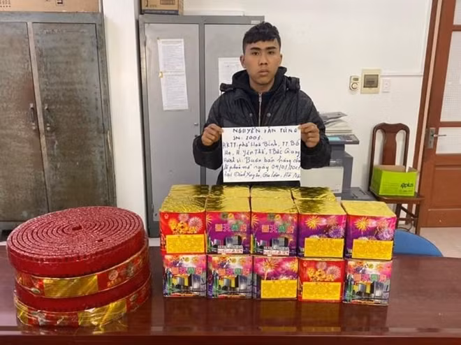 Đối tượng và tang vật tại CQĐT.