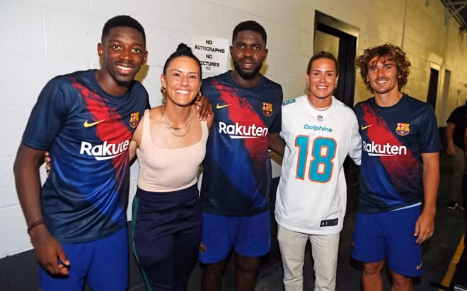 Các đội bóng Việt Nam có thể học hỏi theo mô hình của Barcelona?