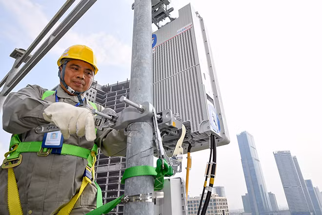 Sau khi thử nghiệm kỹ thuật 5G hoàn tất chính thức vào đầu tháng 3/2020, MobiFone đang gấp rút chuẩn bị cho việc phát sóng thương mại 5G