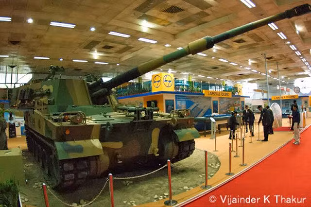 Pháo K-9 của Hàn Quốc tại Triển lãm Eurosatory 2016