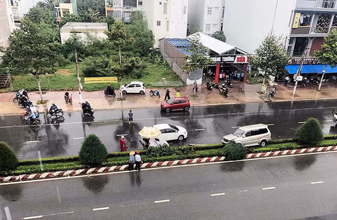 Hiện trường vụ tai nạn. (Ảnh: Nguyễn Lâm Sơn).