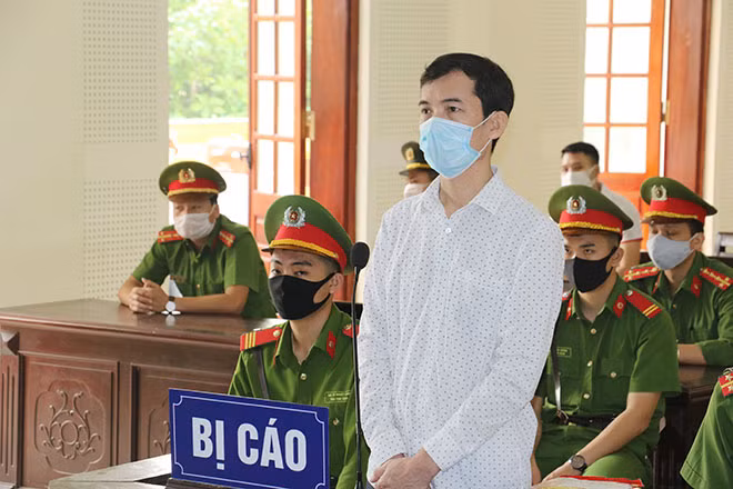 Bị cáo Nguyễn Năng Tĩnh bị xử phạt 11 năm tù giam.