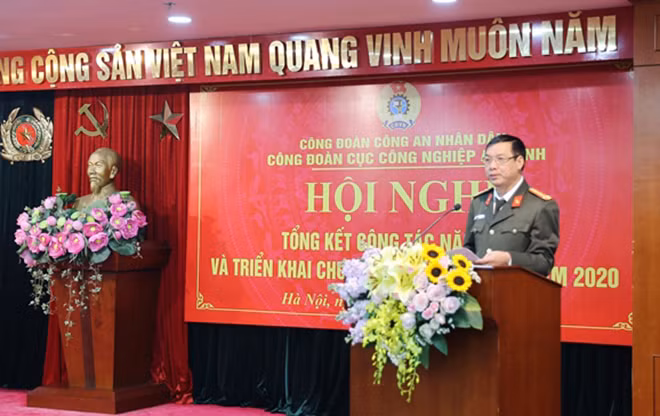 Đại tá Nguyễn Duy Toan phát biểu tại Hội nghị