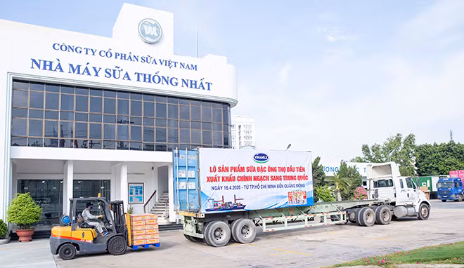 Lô sữa đặc Ông Thọ được Vinamilk xuất khẩu đi Trung Quốc trong tháng 4/2020 Lô sữa đặc Ông Thọ được Vinamilk xuất khẩu đi Trung Quốc trong tháng 4/2020
