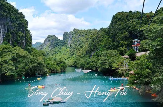 Sông Chày-Hang Tối, điểm du lịch nổi tiếng ở Phong Nha Kẻ Bàng đang tạm dừng đem ra đấu giá.